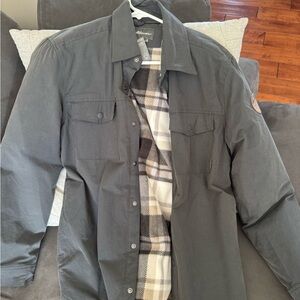 BRAND NEW Mens Eddie Bauer jacket size M with tags